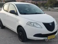 Usata Lancia Ypsilon 69 CV (50 kW) 2014 Beige Utilitaria