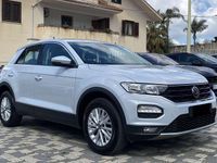 Usata VW T-Roc Business 116 CV (85 kW) 2021 Argento SUV