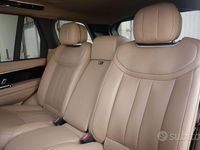 Usata Land Rover Range Rover Autobiography 400 CV (294 kW) 2023 Oro SUV