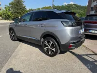Usata Peugeot 3008 GT 131 CV (96 kW) 2022 Argento SUV