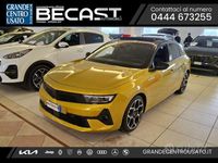 Usata Opel Astra Ultimate 131 CV (96 kW) 2022 Giallo metallizzato Berlina