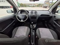 Usata Ford Fiesta 68 CV (50 kW) 2006 Utilitaria