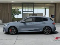 Begagnad BMW 118 M Sport 150 HK (110 kW) 2025 Grå Halvkombi
