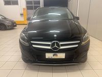 Usata Mercedes B180 Executive 109 CV (80 kW) 2015 Nero Monovolume