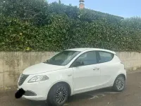 Usata Lancia Ypsilon Silver 69 CV (50 kW) 2012 Bianco Utilitaria