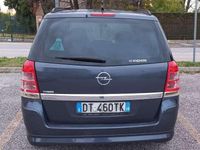 Usata Opel Zafira Cosmo 150 CV (110 kW) 2008 Blu/azzurro Monovolume