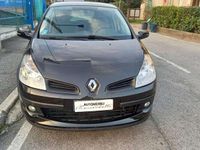 Usata Renault Clio II LE 75 CV (55 kW) 2007 Nero metallizzato Berlina