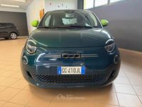 Usata Fiat 500e Icon 86 kW (118 CV) 2021 Oceano green Berlina