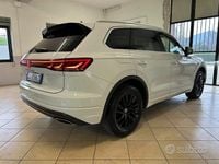 Usata VW Touareg Elegance 231 CV (169 kW) 2024 Bianco SUV