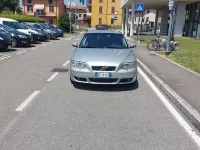 Usata Volvo S60 140 CV (102 kW) 2008 Argento Berlina