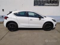 Usado DS Automobiles DS4 Sport Chic 120 CV (88 kW) 2016 Blanco Berlina