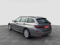 Usata BMW 320e 190 CV (139 kW) 2023 Grigio Station wagon