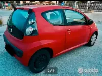 Usado Citroën C1 68 CV (50 kW) 2008 Rojo Utilitario