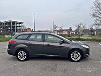 Usata Ford Focus Titanium 120 CV (88 kW) 2016 Grigio Station wagon