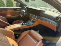 Usata Mercedes E220 AMG line 194 CV (142 kW) 2018 Grigio Coupé
