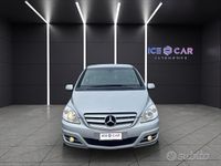 Usata Mercedes B180 109 CV (80 kW) 2009 Grigio Monovolume
