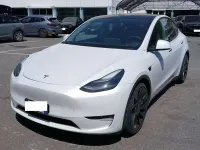 Usata Tesla Model Y 155 kW (211 CV) 2023 Pearl white SUV