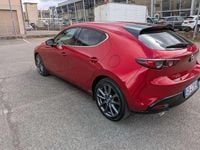 Begagnad Mazda 3 Exclusive 179 HK (131 kW) 2020 Röd Sedan
