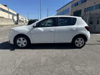 Usata Dacia Sandero Lauréate 73 CV (53 kW) 2017 Bianco Berlina