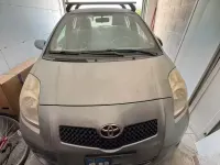 Usata Toyota Yaris 69 CV (50 kW) 2007 Grigio Utilitaria