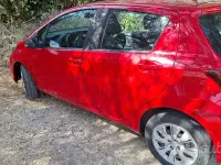 Usata Toyota Yaris 65 CV (47 kW) 2016 Rosso Utilitaria