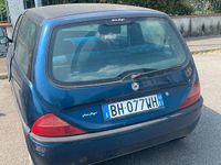 Usata Lancia Ypsilon 60 CV (44 kW) 2000 Blu Utilitaria