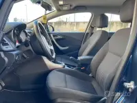 Usata Opel Astra 110 CV (80 kW) 2012 Berlina