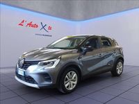 Usata Renault Captur Business 101 CV (74 kW) 2023 Grigio metallizzato SUV