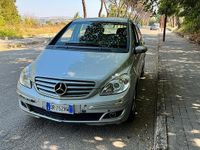 Usata Mercedes B200 2008 Grigio Monovolume