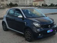 Usata Smart ForFour Prime 71 CV (52 kW) 2015 Nero Utilitaria