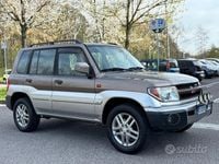 Usata Mitsubishi Pajero 129 CV (94 kW) 2002 Grigio SUV