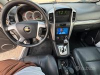 Usata Chevrolet Captiva 150 CV (110 kW) 2008 Bianco SUV