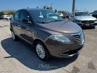 Usata Lancia Ypsilon Gold 85 CV (62 kW) 2014 Gray Utilitaria