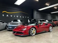 Usata Ferrari SF90 999 CV (734 kW) 2023 Extracampionario Cabrio