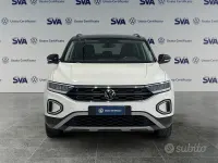 Usata VW T-Roc Life 110 CV (80 kW) 2023 Bianco SUV