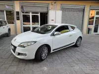 Usata Renault Mégane Coupé GT-Line 110 CV (80 kW) 2011 Bianco Coupé