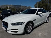 Usata Jaguar XE Prestige 180 CV (132 kW) 2016 Bianco Berlina