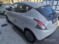 Usata Lancia Ypsilon 2011 Bianco Utilitaria