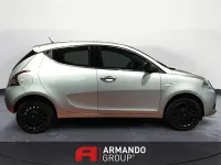 Usata Lancia Ypsilon Gold 69 CV (50 kW) 2019 Grigio Utilitaria