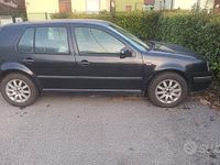 Usata VW Golf IV 90 CV (66 kW) 2001 Nero Berlina