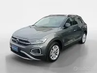Begagnad VW T-Roc Style 116 HK (85 kW) 2025 Grön SUV