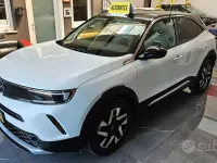 Usata Opel Mokka Elegance 131 CV (96 kW) 2021 Bianco SUV