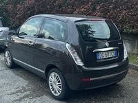 Usata Lancia Ypsilon 60 CV (44 kW) 2007 Marrone Utilitaria