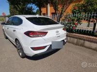 Usata Hyundai i30 140 CV (102 kW) 2018 Bianco Berlina
