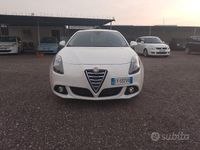 Usata Alfa Romeo Giulietta 105 CV (77 kW) 2015 Bianco Utilitaria