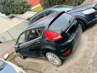 Usata Ford Fiesta 96 CV (70 kW) 2010 Nero Berlina