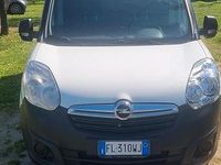 Usata Opel Combo 105 CV (77 kW) 2017 Monovolume
