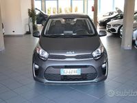 Usata Kia Picanto Urban 67 CV (49 kW) 2022 Grigio Utilitaria