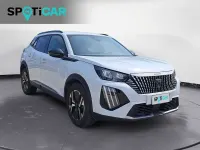 Usata Peugeot 2008 Allure 102 CV (75 kW) 2023 Bianco SUV