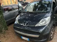 Usata Peugeot 107 68 CV (50 kW) 2009 Utilitaria
